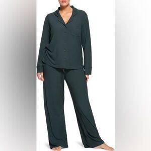SKIMS ribbed lounge pj set  -M- Cyprus green